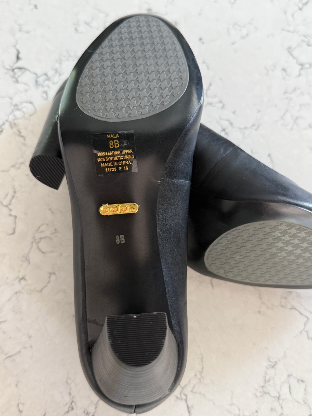 Lauren Ralph Lauren Black Leather Round-Toe Pumps - Picture 5 of 5